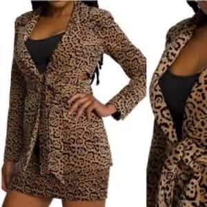 Good American Fit & Flatter Leopard Print Velveteen Blazer With Belt